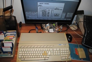 Stari pisarniški programi za Atari 1040 STF po čiščenju disketnega pogona delujejo brezhibno.